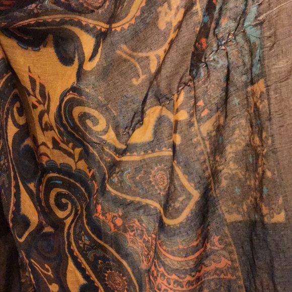 Scarf - Picture 3 of 6